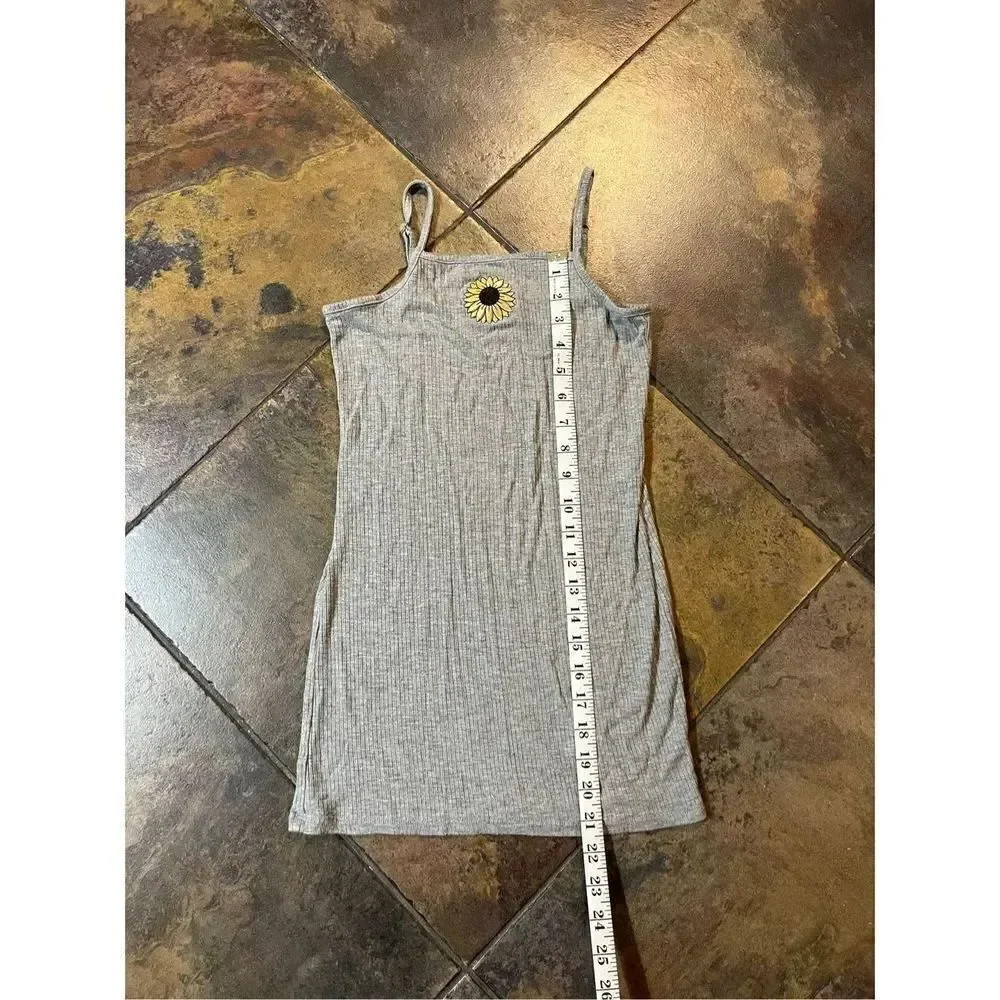 Olivia Kay Girls Gray Sunflower Dress Size M (8)